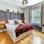Rock House Apartment